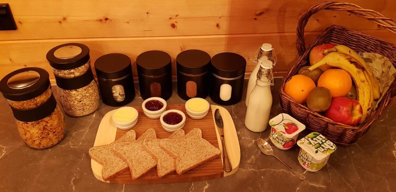 Cosy Cabin In The Paddocks - Breakfast Included Franz Josef Luaran gambar